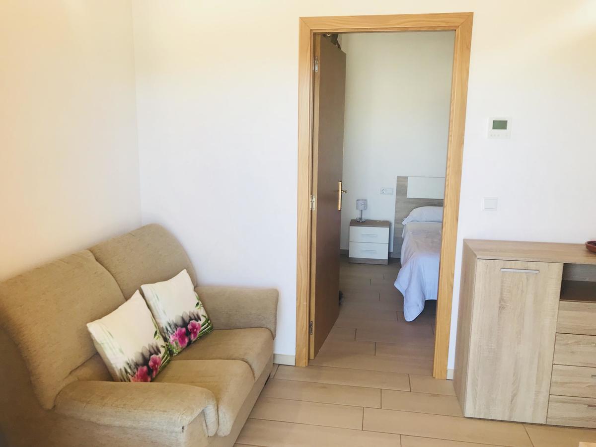 אמפוריבראבה Apartamentos Giuliano מראה חיצוני תמונה