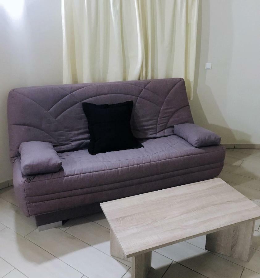 אמפוריבראבה Apartamentos Giuliano מראה חיצוני תמונה
